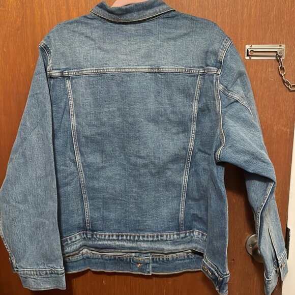 NWT Old Navy Classic Jean Jacket - Picture 9 of 9